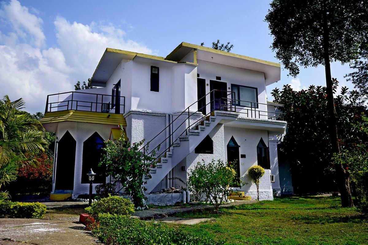 Sunita Corbett Retreat Hotel Dhikuli Exterior photo