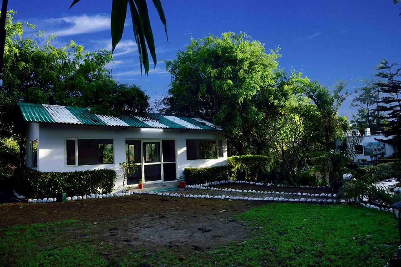 Sunita Corbett Retreat Hotel Dhikuli Exterior photo